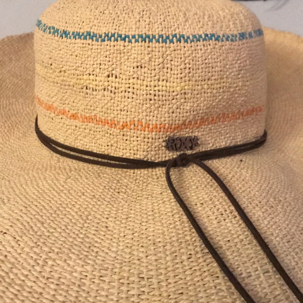 roxyhat - Picture 2 of 2